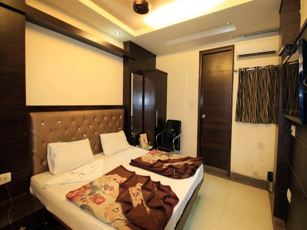 Adb Rooms Hotel Chander Palace New Delhi Extérieur photo